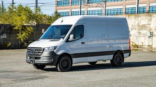 2025 Mercedes-Benz Sprinter 2500 Standard Roof