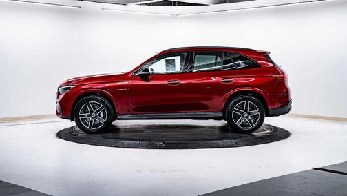 2025 Mercedes-Benz GLC 300 4MATIC