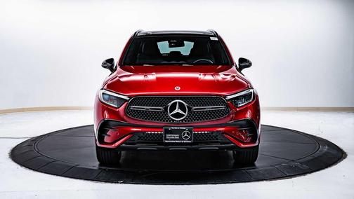 2025 Mercedes-Benz GLC 300 4MATIC