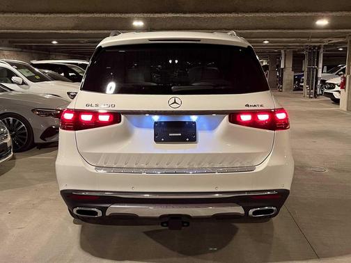 2025 Mercedes-Benz GLS 450 4MATIC