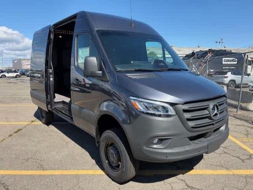 Tenorite Grey Metallic 2026 Mercedes-Benz Sprinter 2500 Standard Roof