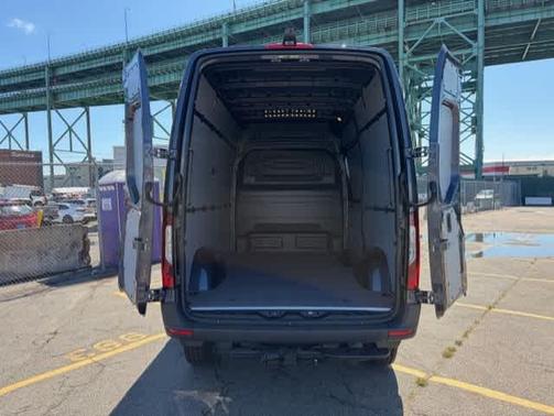 Tenorite Grey Metallic 2026 Mercedes-Benz Sprinter 2500 Standard Roof