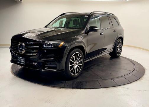 2025 Mercedes-Benz GLS 450 4MATIC