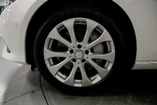 2017 Mercedes-Benz E-Class 4MATIC