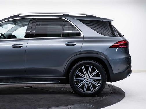 Selenite Grey Metallic 2026 Mercedes-Benz GLE 350 4MATIC