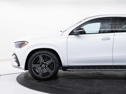 Polar White 2026 Mercedes-Benz GLE 450 4MATIC