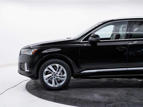 Night Black 2021 Audi Q7 45 Premium Plus