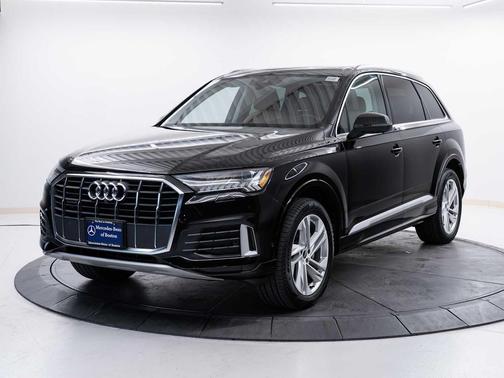 Night Black 2021 Audi Q7 45 Premium Plus