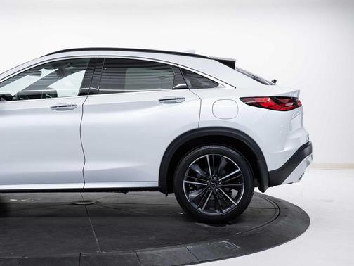 Radiant White 2025 INFINITI QX55 ESSENTIAL