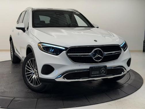 Polar White 2026 Mercedes-Benz GLC 300 4MATIC