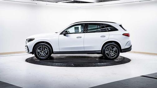 2025 Mercedes-Benz GLC 300 4MATIC