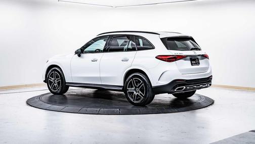 2025 Mercedes-Benz GLC 300 4MATIC