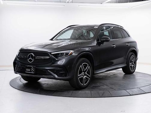 Graphite Grey Metallic 2023 Mercedes-Benz GLC 300 4MATIC