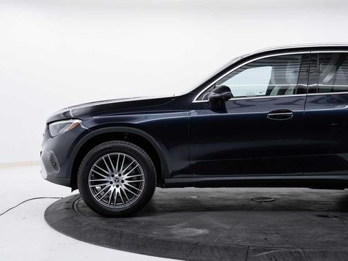 Nautical Blue Metallic 2023 Mercedes-Benz GLC 300 4MATIC