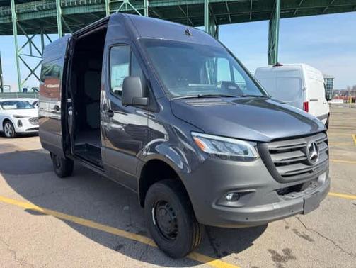 Tenorite Grey Metallic 2026 Mercedes-Benz Sprinter 2500 Standard Roof