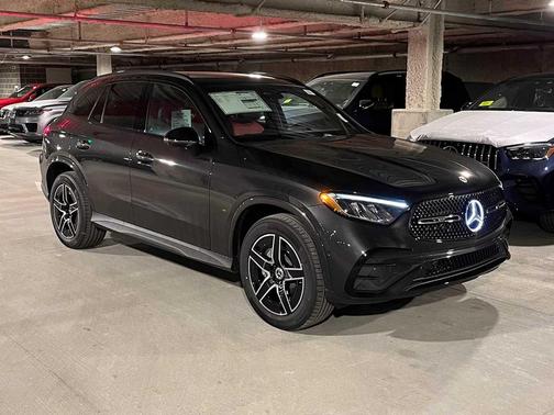 2025 Mercedes-Benz GLC 300 4MATIC