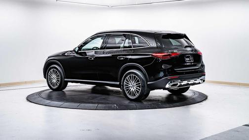 2025 Mercedes-Benz GLC 300 4MATIC