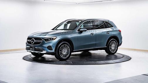 2025 Mercedes-Benz GLC 300 4MATIC
