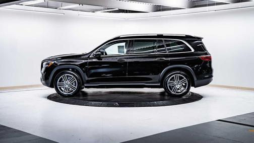 2025 Mercedes-Benz GLS 450 4MATIC