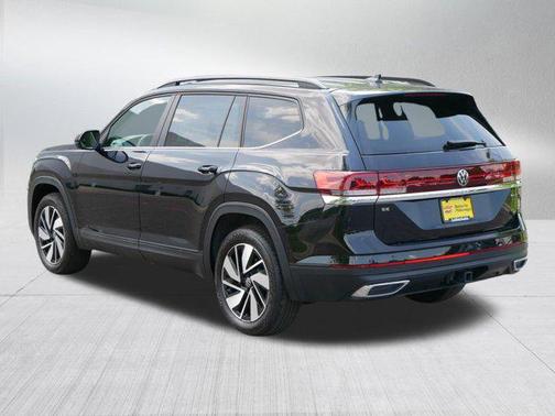 2025 Volkswagen Atlas 2.0T SE w/Technology 4MOTION