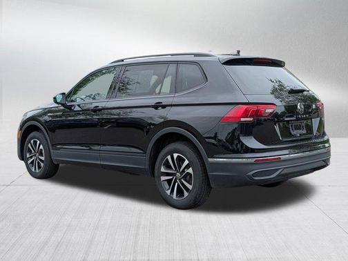 Deep Black Pearl 2023 Volkswagen Tiguan 2.0T S 4MOTION