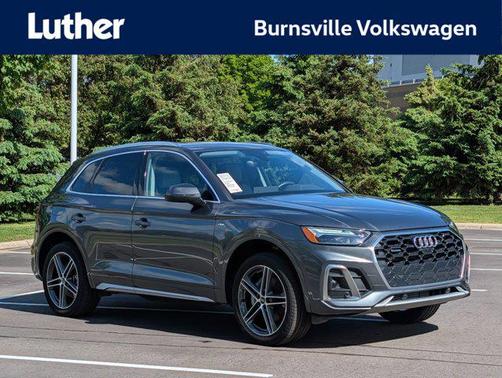 Daytona Gray Pearl Effect 2023 Audi Q5 55 S line Premium Plus