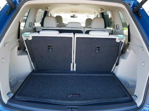 2026 Volkswagen Atlas 2.0T SE w/Technology 4MOTION
