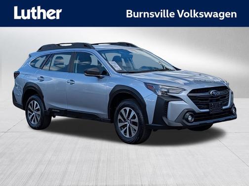 Ice Silver Metallic 2025 Subaru Outback Base