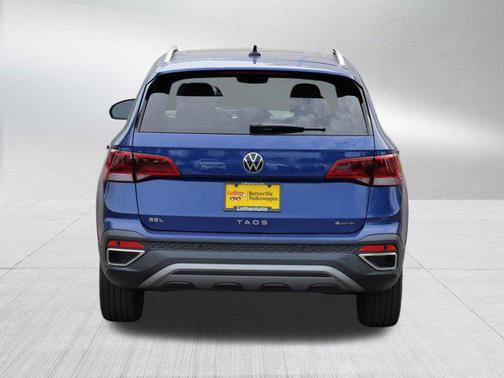 2024 Volkswagen Taos 1.5T SEL
