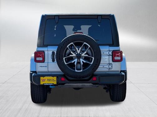 Silver Zynith Clearcoat 2024 Jeep Wrangler 4xe Sport S