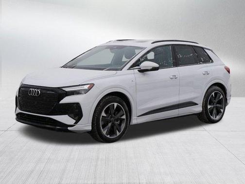 2024 Audi Q4 e-tron Premium 55 quattro