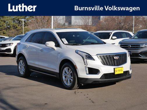 Crystal White Tricoat 2022 Cadillac XT5 Luxury