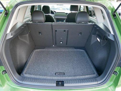 2025 Volkswagen Taos 1.5T SEL