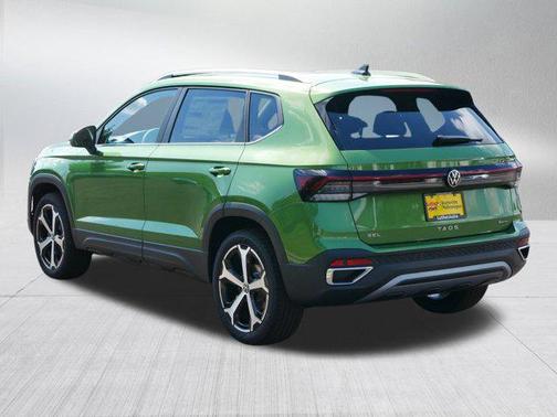 2025 Volkswagen Taos 1.5T SEL