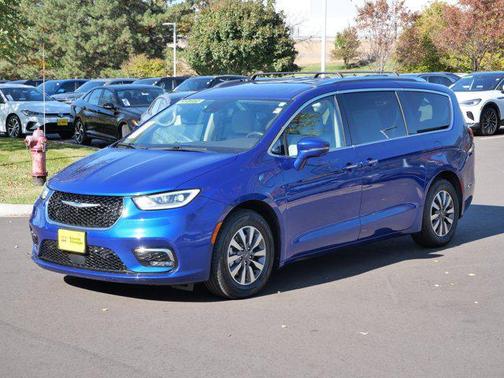 2021 Chrysler Pacifica Hybrid Touring L