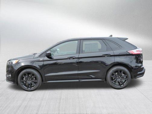 Agate Black Metallic 2022 Ford Edge ST Line