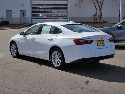 2017 Chevrolet Malibu 1LT