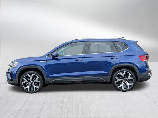 Dusk Blue Metallic 2023 Volkswagen Taos 1.5T SEL