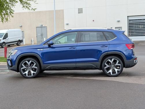 Dusk Blue Metallic 2023 Volkswagen Taos 1.5T SEL