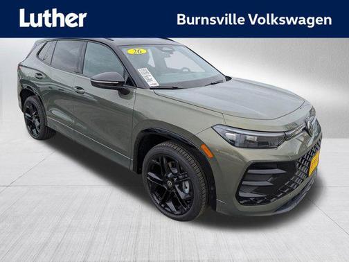 Avocado Green w/Deep Black Roof 2026 Volkswagen Tiguan 2.0T SE R-Line Black 4MOTION