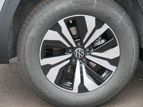2026 Volkswagen Atlas 2.0T SEL Premium R-Line 4MOTION