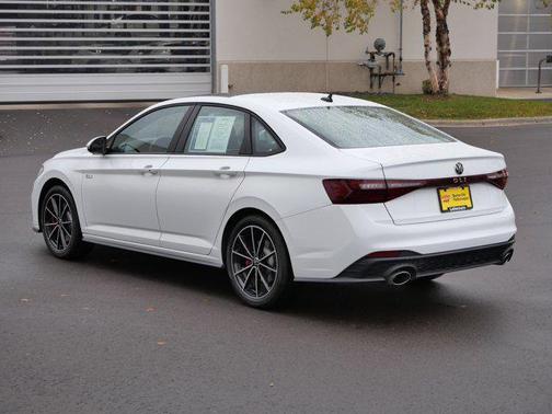 2025 Volkswagen Jetta GLI 2.0T Autobahn