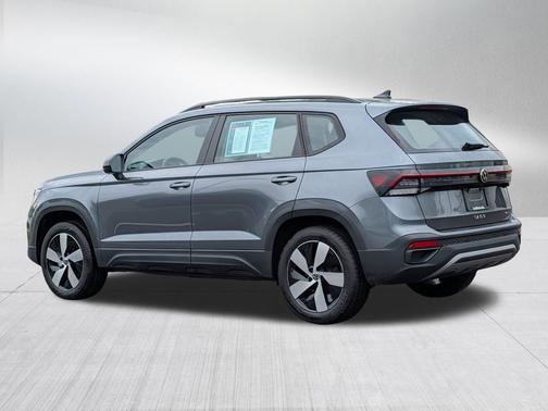 Platinum Gray Metallic 2025 Volkswagen Taos 1.5T S
