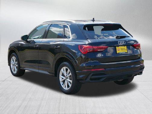 2023 Audi Q3 Premium 45 TFSI S line quattro Tiptronic