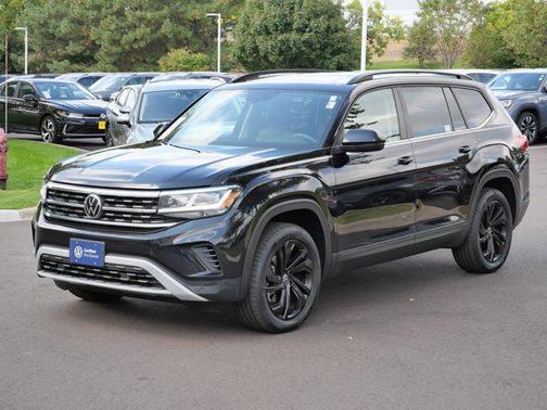 2022 Volkswagen Atlas 3.6L SE w/Technology