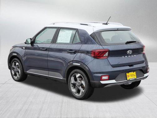 2023 Hyundai VENUE Limited