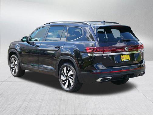 2025 Volkswagen Atlas 2.0T SE w/Technology 4MOTION