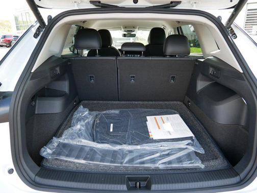 2025 Volkswagen Tiguan 2.0T SE 4MOTION