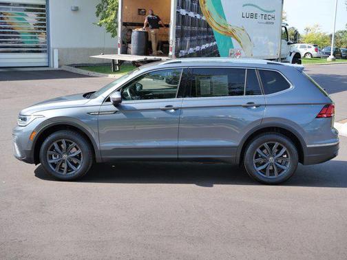 2024 Volkswagen Tiguan 2.0T SE 4MOTION