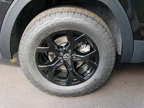 2026 Volkswagen Atlas Peak Edition